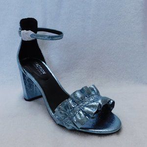 W34 Blue Ruffle Block-Heel Sandals  - 6 M